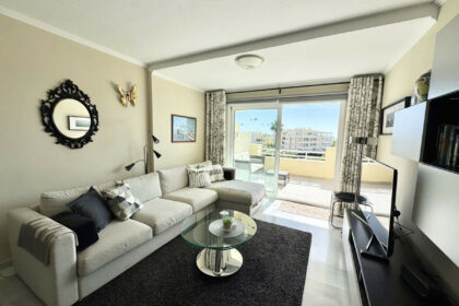 f1a6430e988243c64cbf9cd3c3a8289e - 12