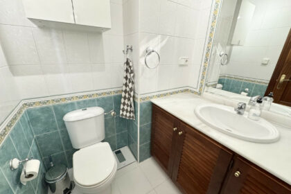 f1a6430e988243c64cbf9cd3c3a8289e - 25