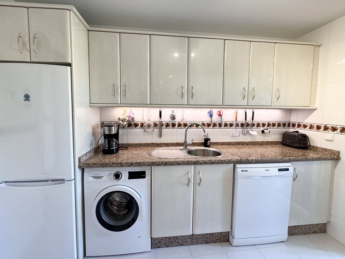 f1a6430e988243c64cbf9cd3c3a8289e - 26