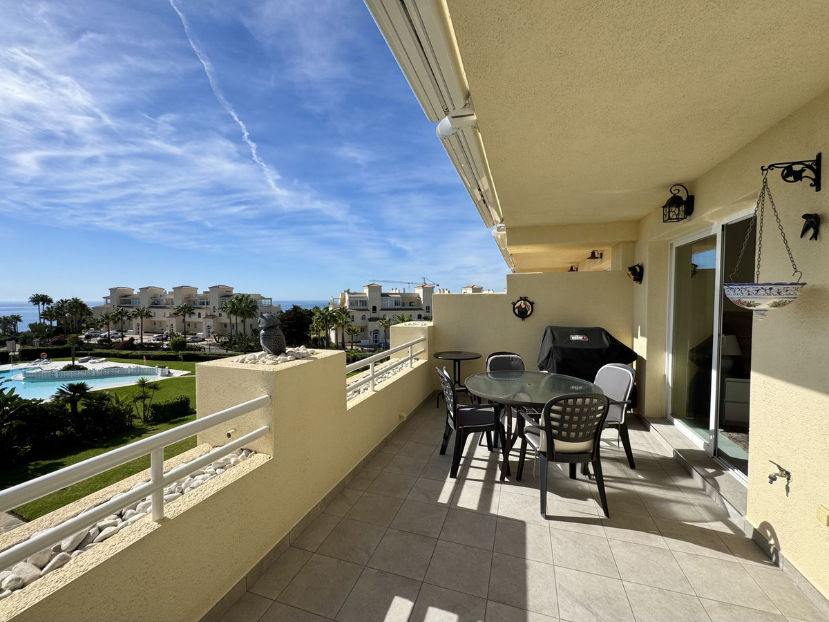 f1a6430e988243c64cbf9cd3c3a8289e - 8