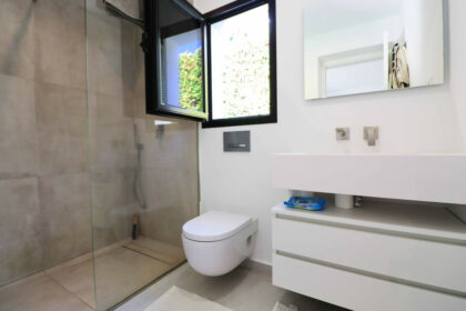 f1ed98cf1acc176157b712cd2e248df6 - 21