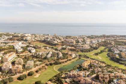 f26dfdcbf4945bdcc8fe38701f130566 - 30