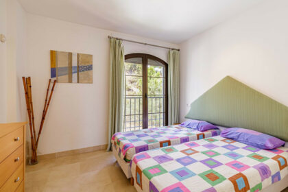 f29633ed34e0de169c2d64de7c32e856 - 12