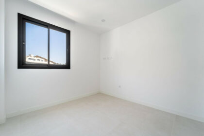 f2c2d1d65fd30e4f6f13b6e4d0b1e378 - 12