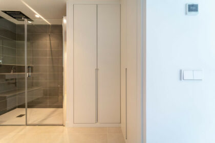 f2c2d1d65fd30e4f6f13b6e4d0b1e378 - 18