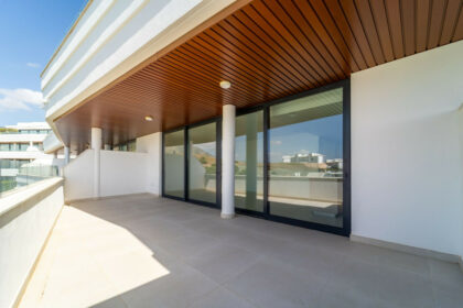 f2c2d1d65fd30e4f6f13b6e4d0b1e378 - 21