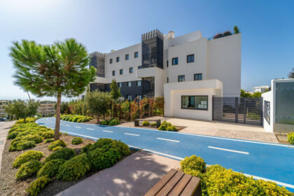 f2c2d1d65fd30e4f6f13b6e4d0b1e378 - 25