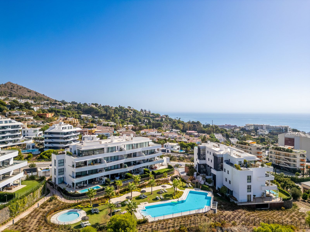 f2c2d1d65fd30e4f6f13b6e4d0b1e378 - 28