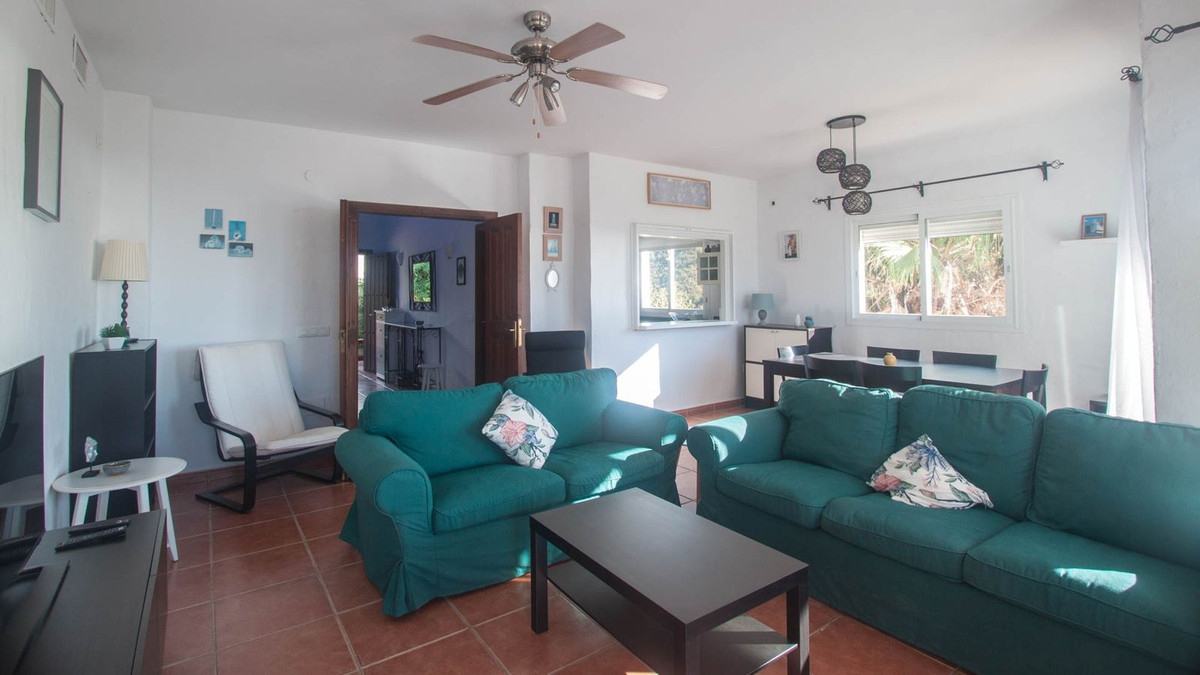 f328fff854e4678855e38c5b1b7d7039 - 11