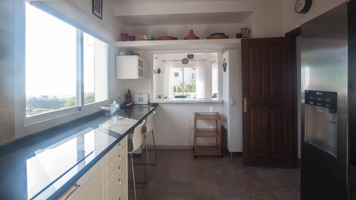 f328fff854e4678855e38c5b1b7d7039 - 14