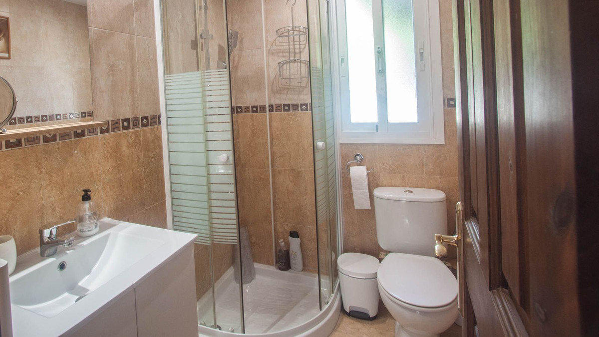 f328fff854e4678855e38c5b1b7d7039 - 19