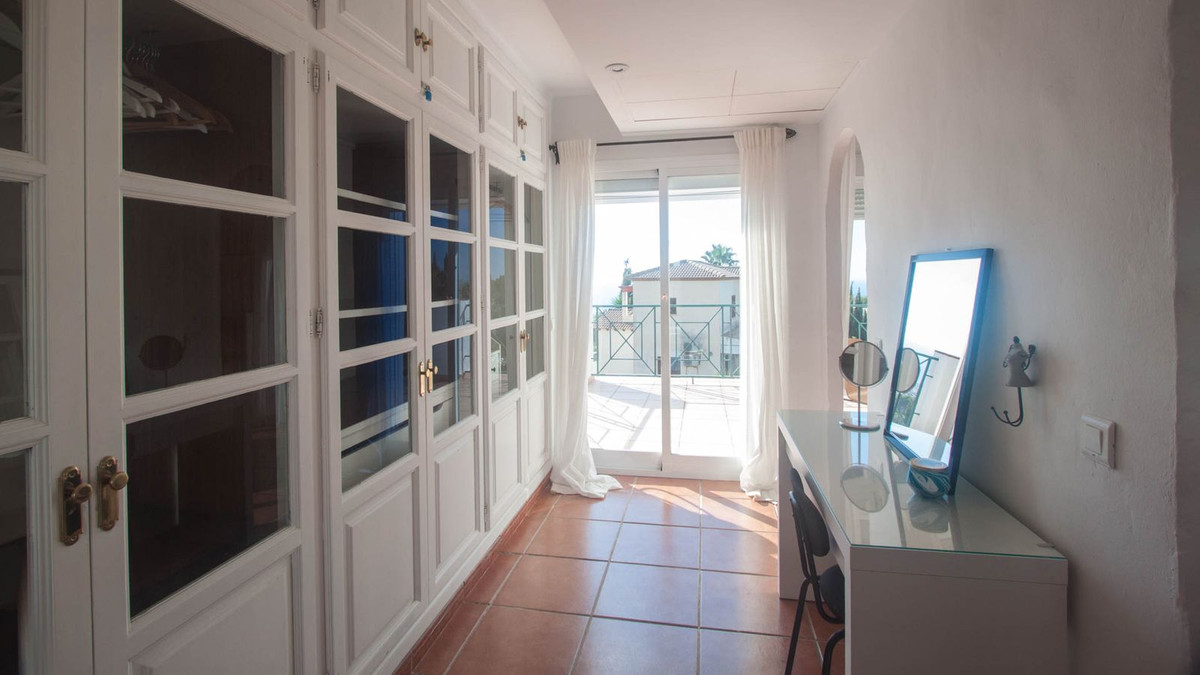 f328fff854e4678855e38c5b1b7d7039 - 25