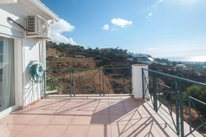 f328fff854e4678855e38c5b1b7d7039 - 28