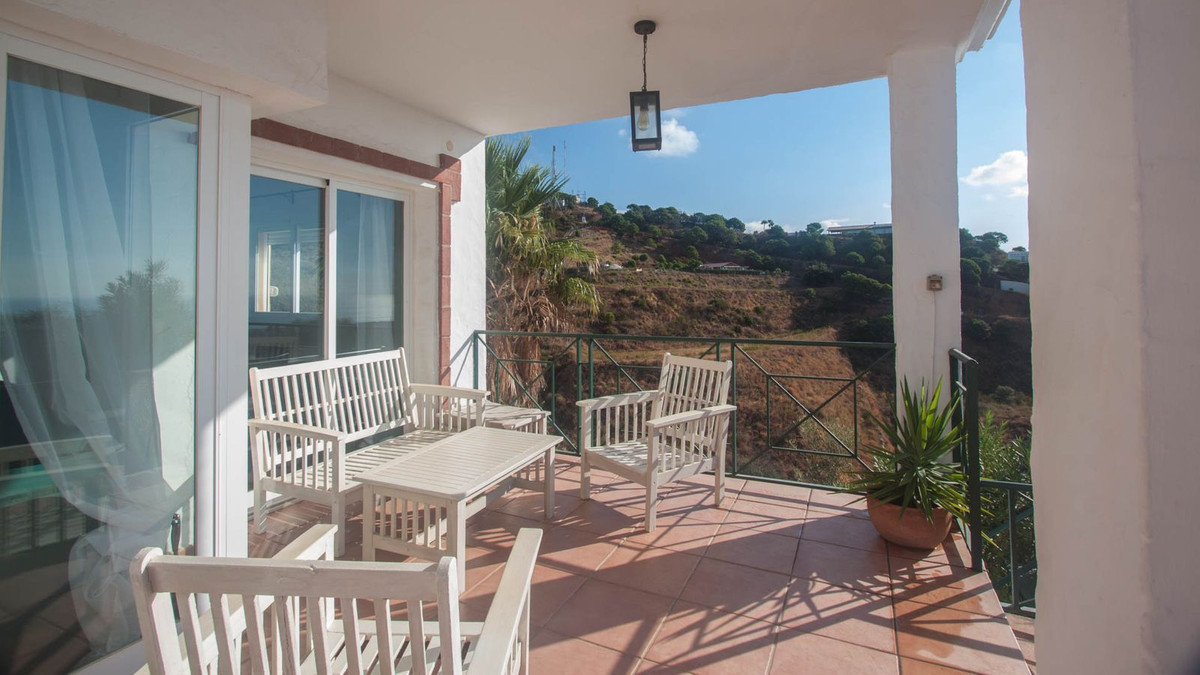 f328fff854e4678855e38c5b1b7d7039 - 30