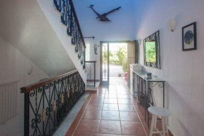 f328fff854e4678855e38c5b1b7d7039 - 32