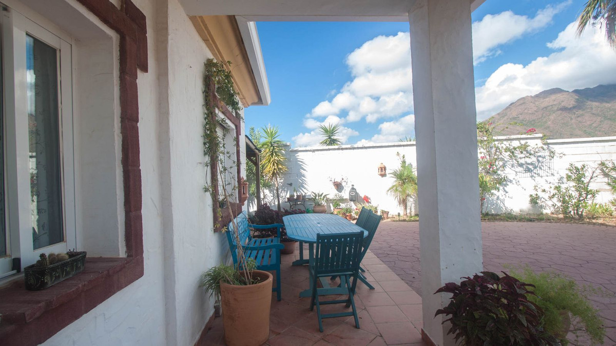 f328fff854e4678855e38c5b1b7d7039 - 43