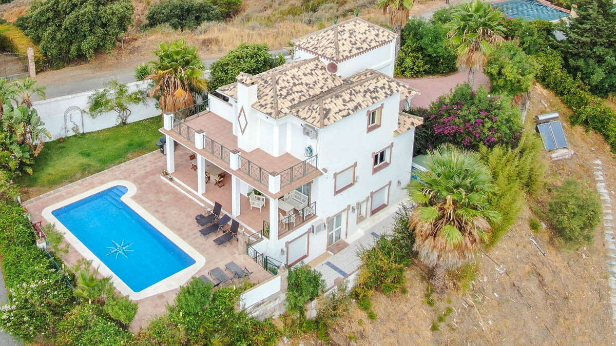 f328fff854e4678855e38c5b1b7d7039 - 5