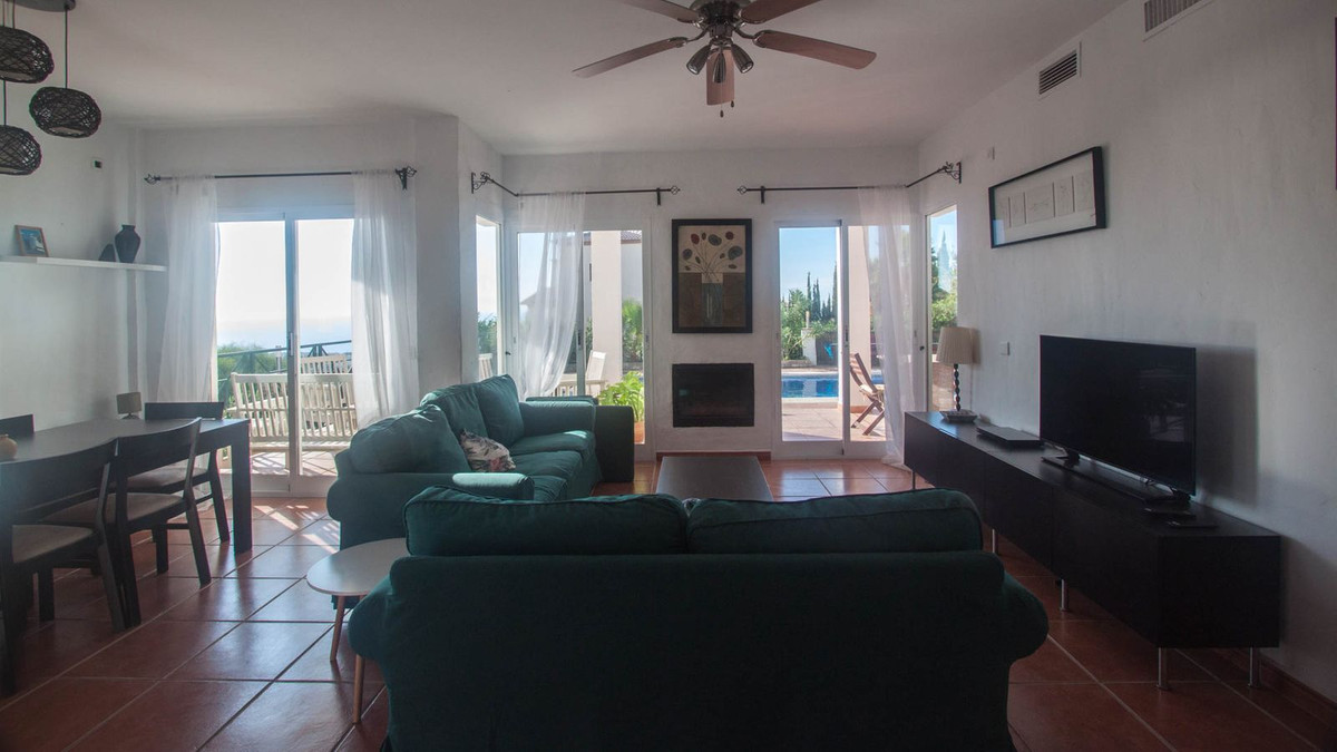 f328fff854e4678855e38c5b1b7d7039 - 8