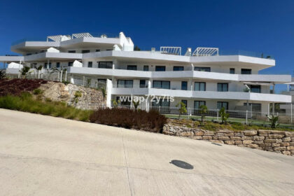 f35d98d1d4d6b709fe4c979014afe075 - 24