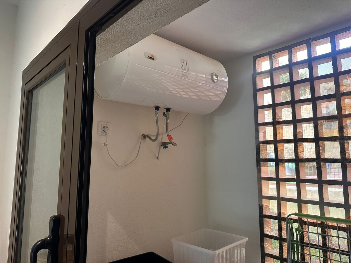 f362c9cb4605ffce3a111c0120ddb125 - 18