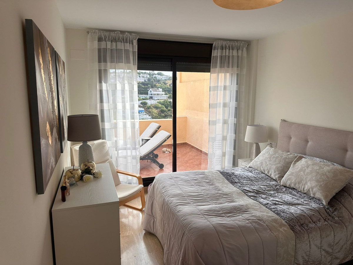 f362c9cb4605ffce3a111c0120ddb125 - 21