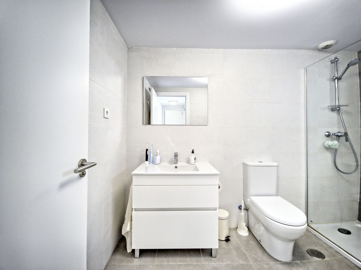 f36ace107e3a73cbcb4d0fb29803b1fa - 23