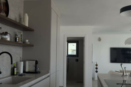 f38210f4351274a569642b4cf929cc41 - 12