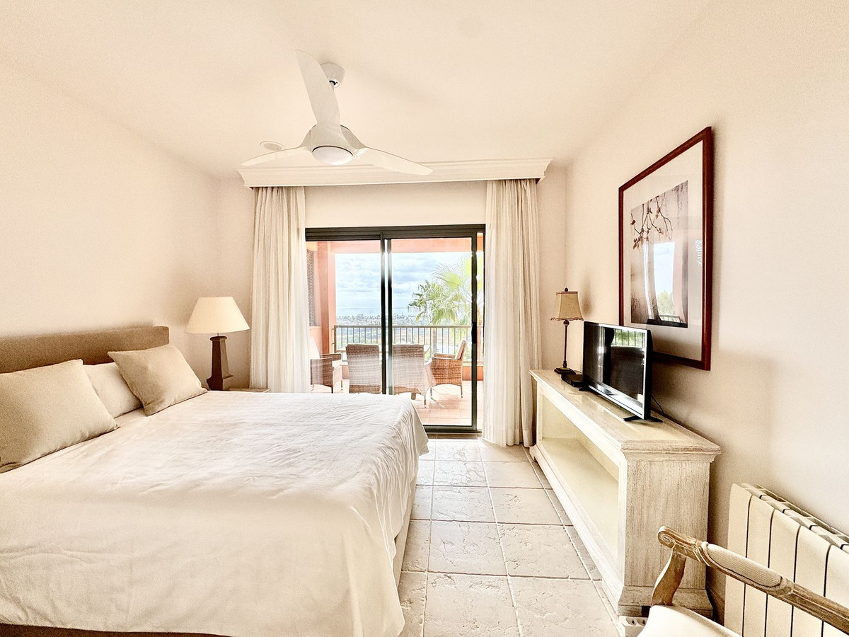 f3cf2d374e11e9477e44ba3cb3ba1381 - 5