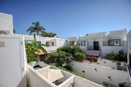 f3e83f73f8f0e82733b80e4d71d34877 - 11