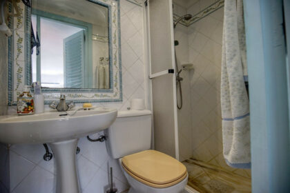 f3e83f73f8f0e82733b80e4d71d34877 - 14