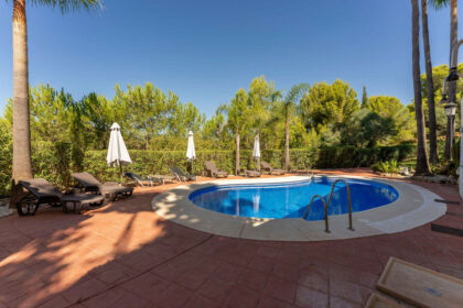 f446595bc7a8702c1565857bbe561c94 - 3