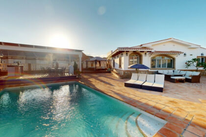 f464dff20c2a4da946580abfebb992b2 - 1