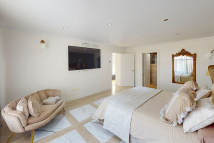 f464dff20c2a4da946580abfebb992b2 - 10