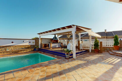 f464dff20c2a4da946580abfebb992b2 - 42