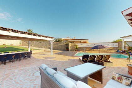 f464dff20c2a4da946580abfebb992b2 - 50