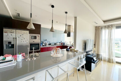 f469c953beaa91dd81ba4fd0a6ae7f4a - 12