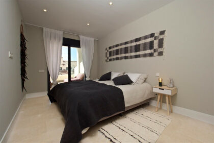 f4bc01c05697a7f84d465bbd923ff886 - 11