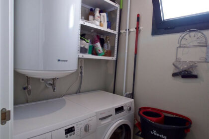 f4bc01c05697a7f84d465bbd923ff886 - 19