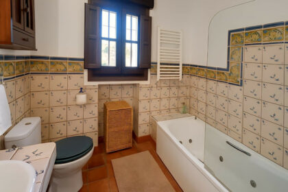 f50e2bde61299fa7cb166917e12b06b7 - 40