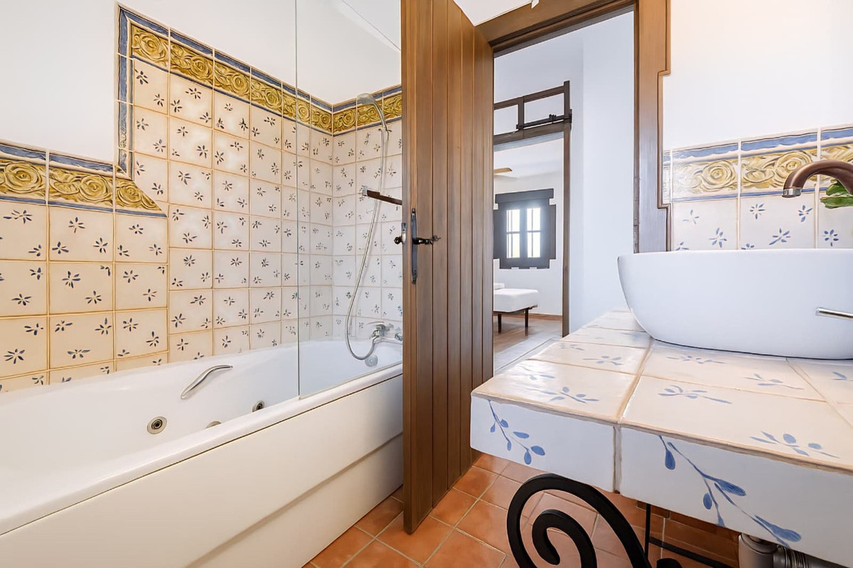 f50e2bde61299fa7cb166917e12b06b7 - 41