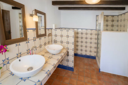 f50e2bde61299fa7cb166917e12b06b7 - 43