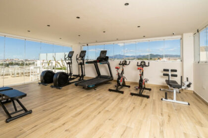 f526f127c1bb4bcafb898f7b98ef1d37 - 4