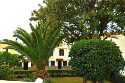 f561c34398e85a3987abe385ca06f4b1 - 1