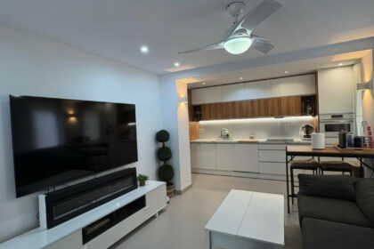 f561c34398e85a3987abe385ca06f4b1 - 9