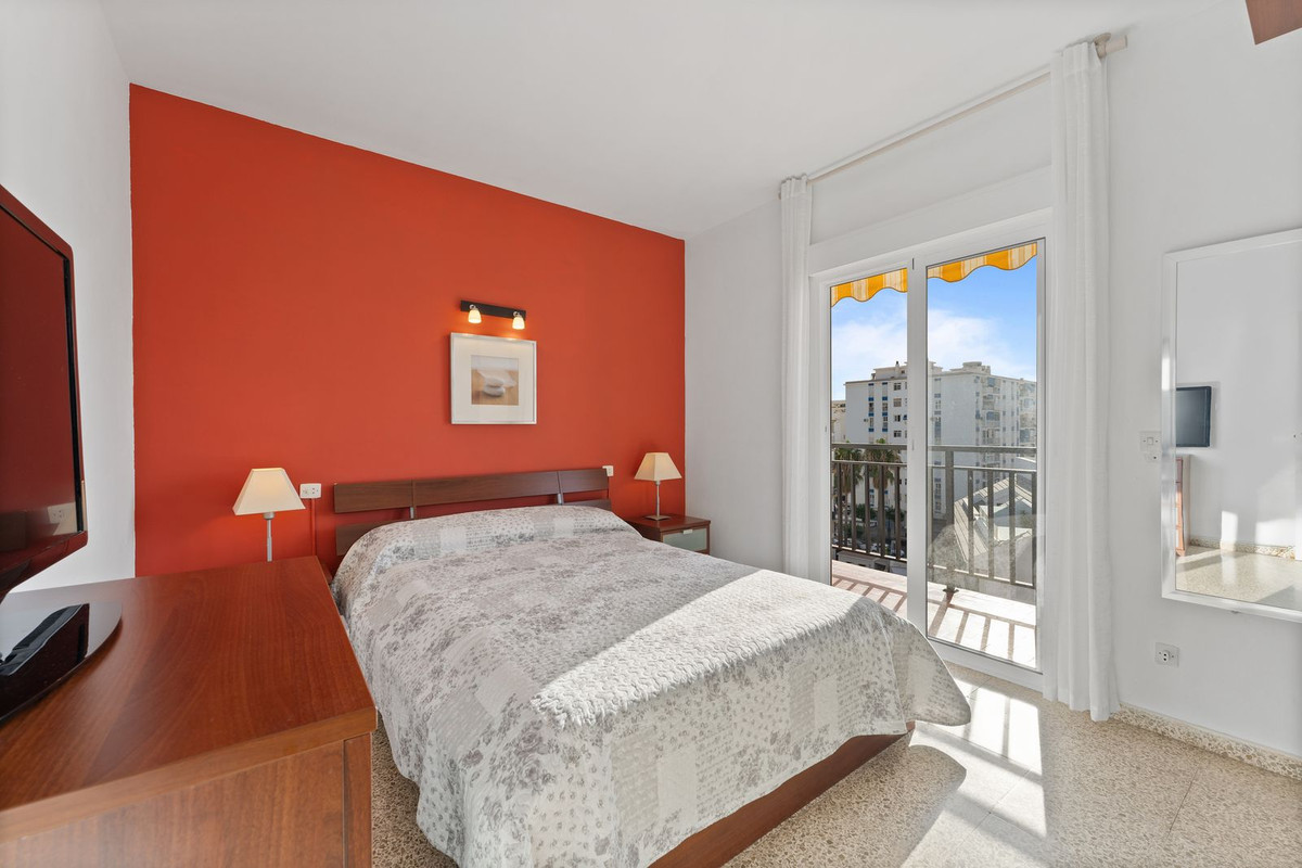 f5d67af25adf655654a019b62e17be4c - 17