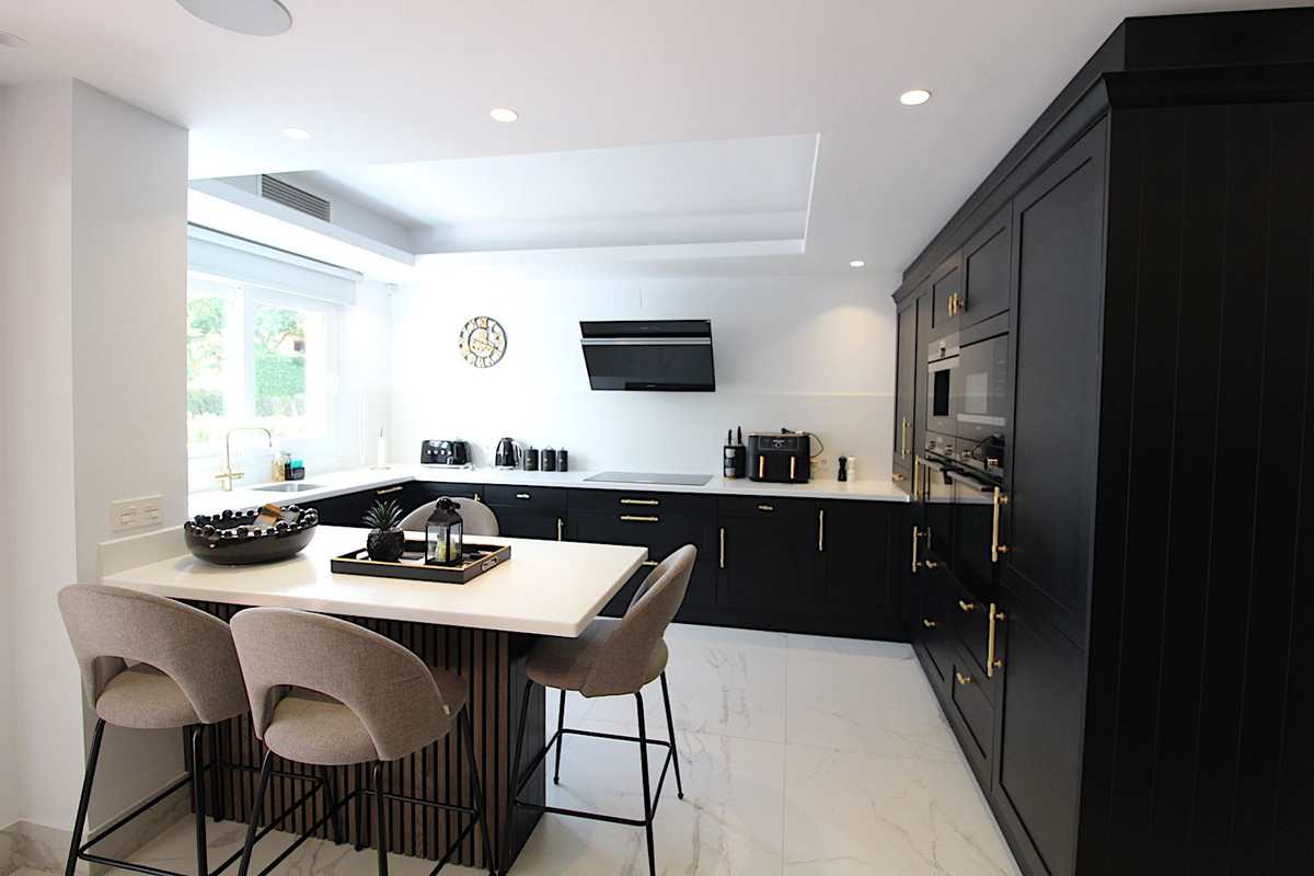 f5ffaf08e172e4f6fc944897ff4cba60 - 14