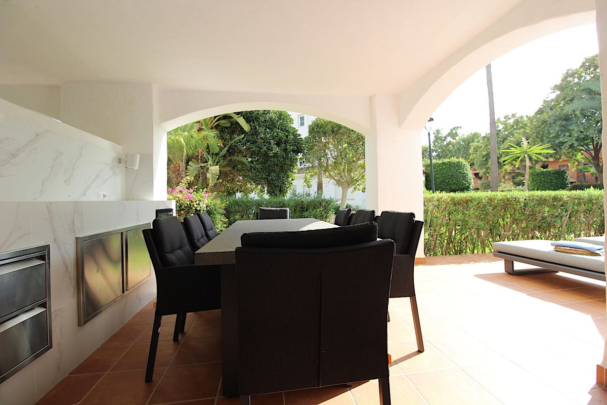 f5ffaf08e172e4f6fc944897ff4cba60 - 24