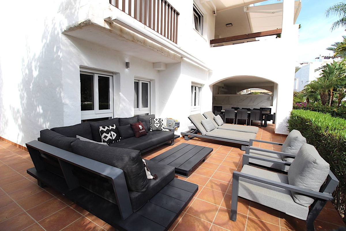 f5ffaf08e172e4f6fc944897ff4cba60 - 26