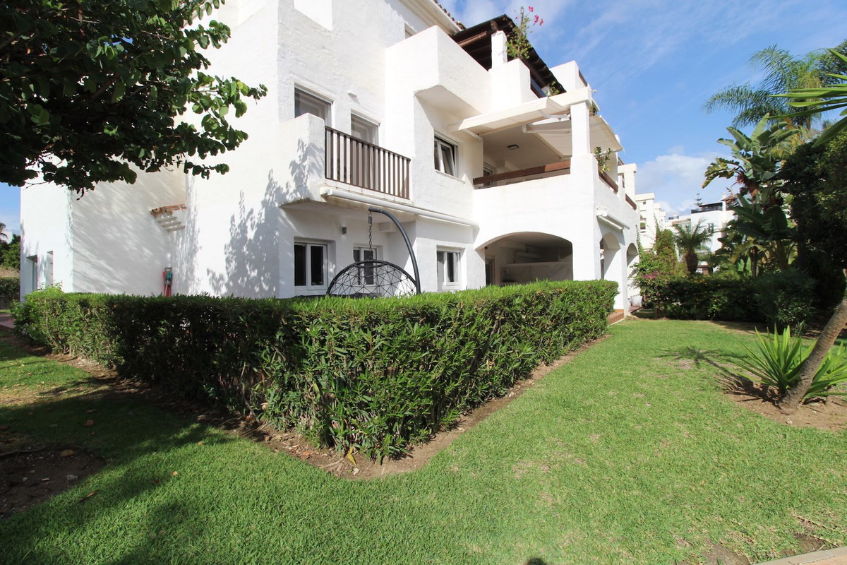 f5ffaf08e172e4f6fc944897ff4cba60 - 34