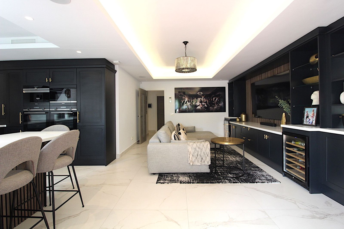 f5ffaf08e172e4f6fc944897ff4cba60 - 4